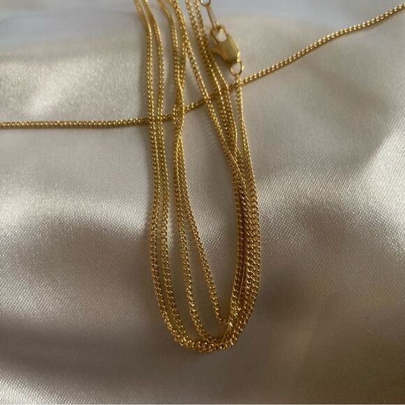 New! 14K Gold plated 1mm linked dainty 18 inch necklace - Picture 1 of 6